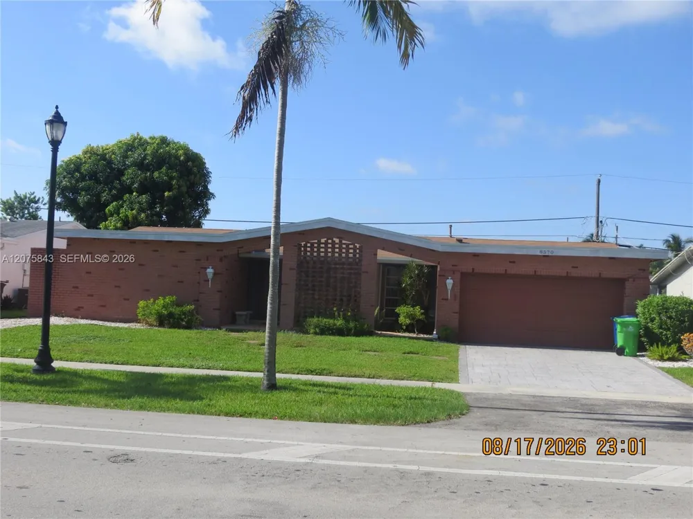 8570 Sunset Strip #8570 Sunrise, FL 33322