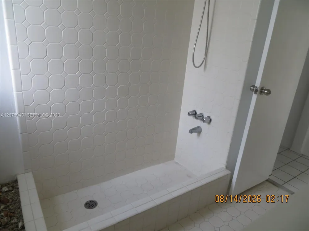 8570 Sunset Strip #8570 Sunrise, FL 33322