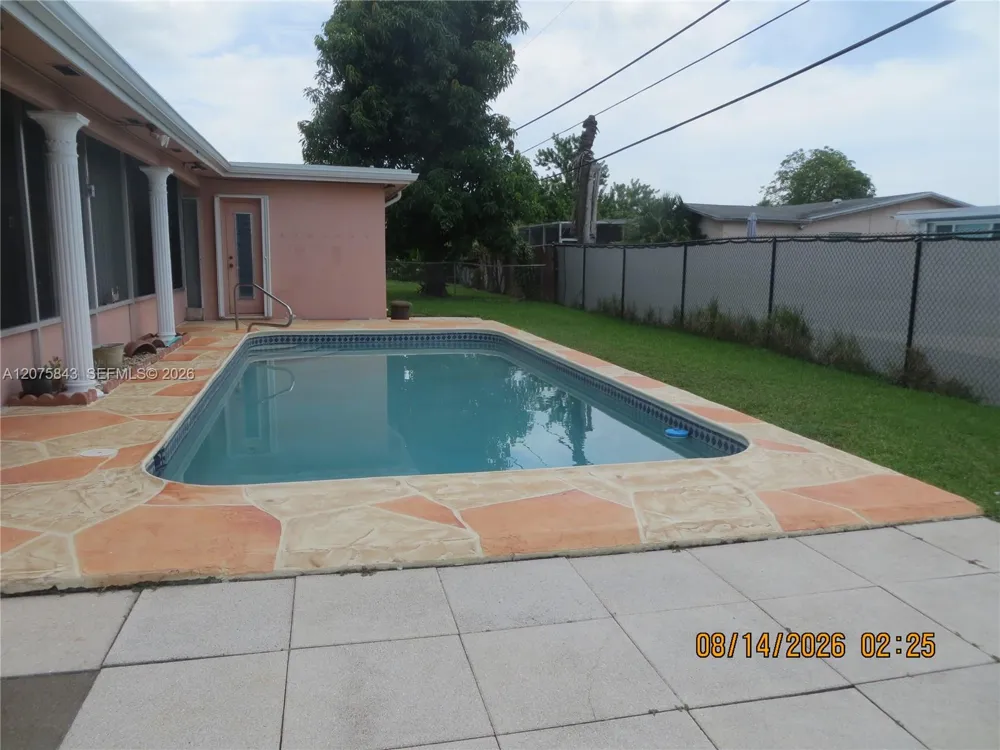 8570 Sunset Strip #8570 Sunrise, FL 33322