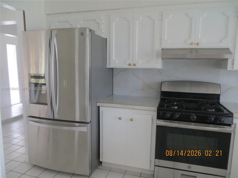 8570 Sunset Strip #8570 Sunrise, FL 33322