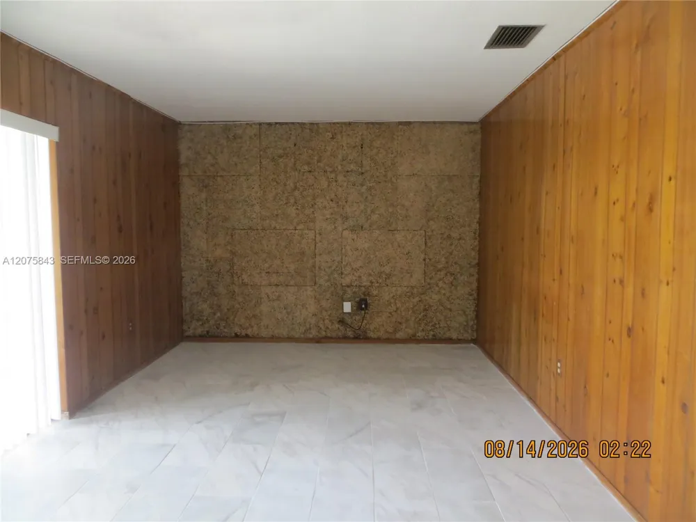 8570 Sunset Strip #8570 Sunrise, FL 33322