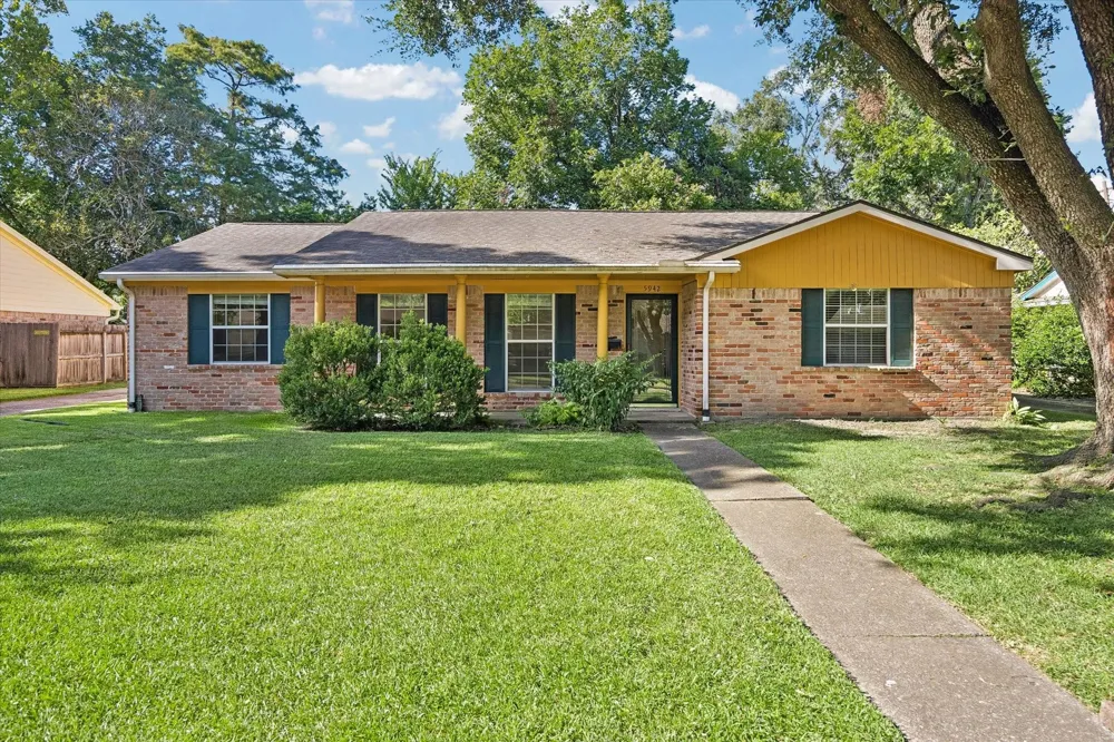 5942 Portal Drive Houston, TX 77096