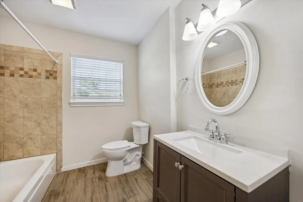 5942 Portal Drive Houston, TX 77096