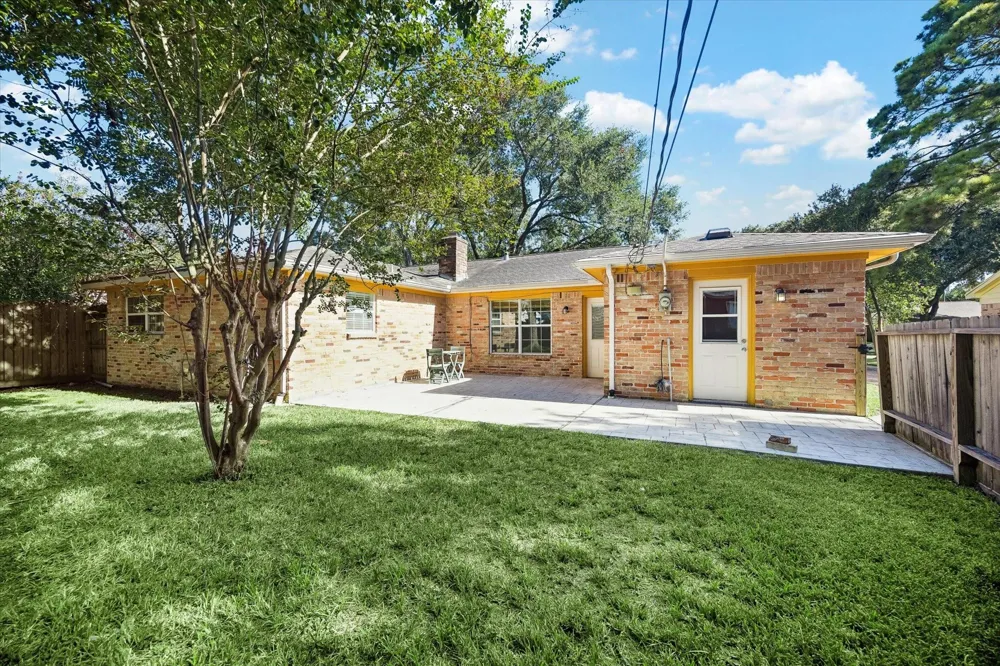 5942 Portal Drive Houston, TX 77096