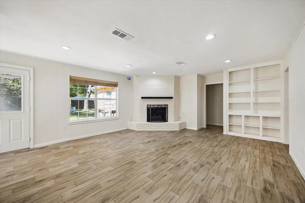 5942 Portal Drive Houston, TX 77096