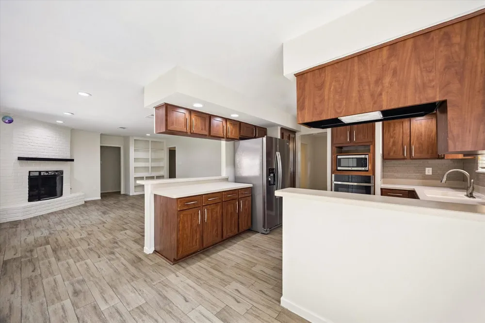 5942 Portal Drive Houston, TX 77096