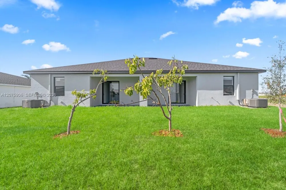 1336 Diplomat Pkwy E Cape Coral, FL 33909