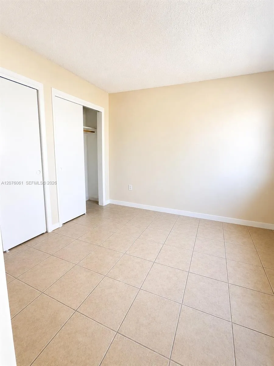1711 NE 56th St #5 Fort Lauderdale, FL 33334