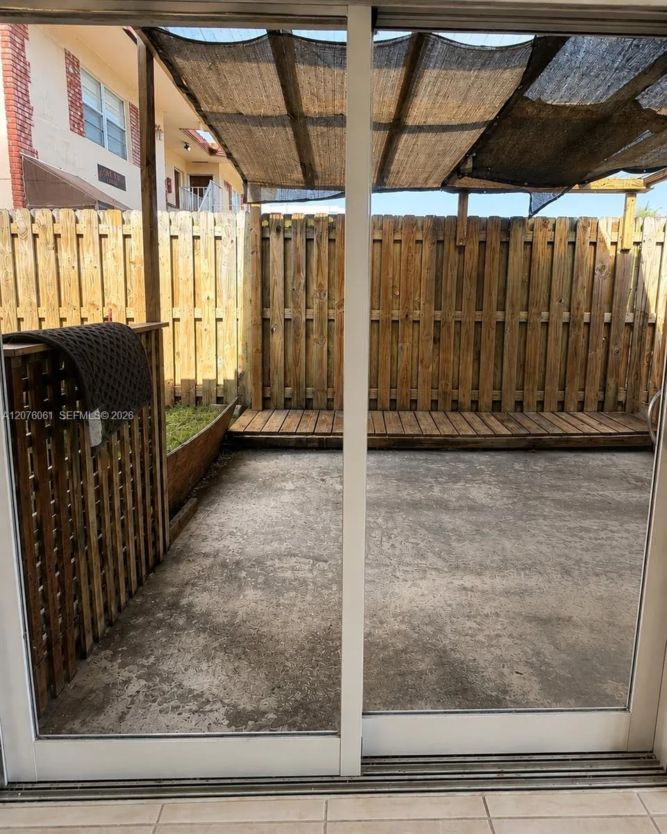 1711 NE 56th St #5 Fort Lauderdale, FL 33334