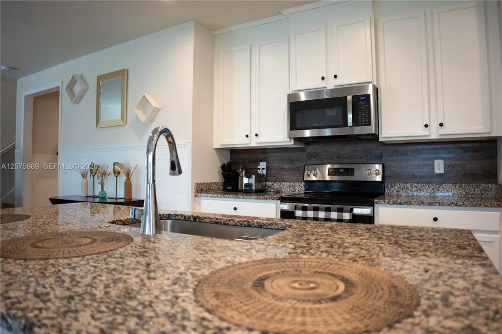 11069 SW Vasari Way Port St. Lucie, FL 34987