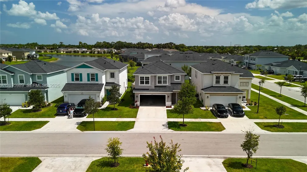 11069 SW Vasari Way Port St. Lucie, FL 34987