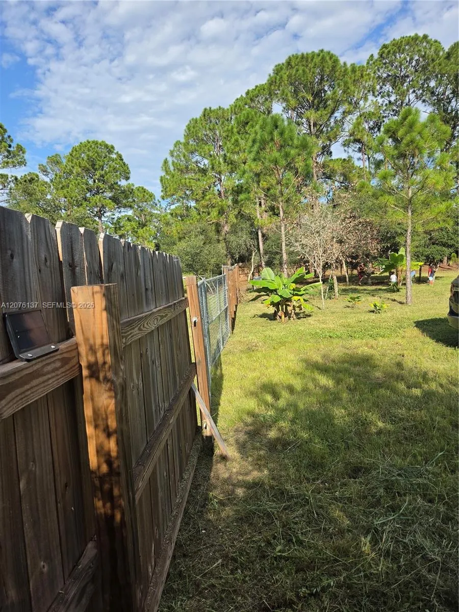 345 Rolling Hills Dr Lake Placid, FL 33852