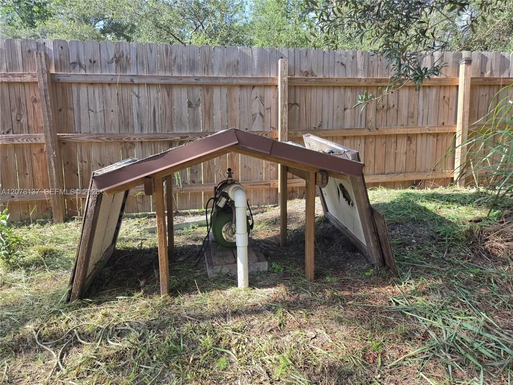 345 Rolling Hills Dr Lake Placid, FL 33852