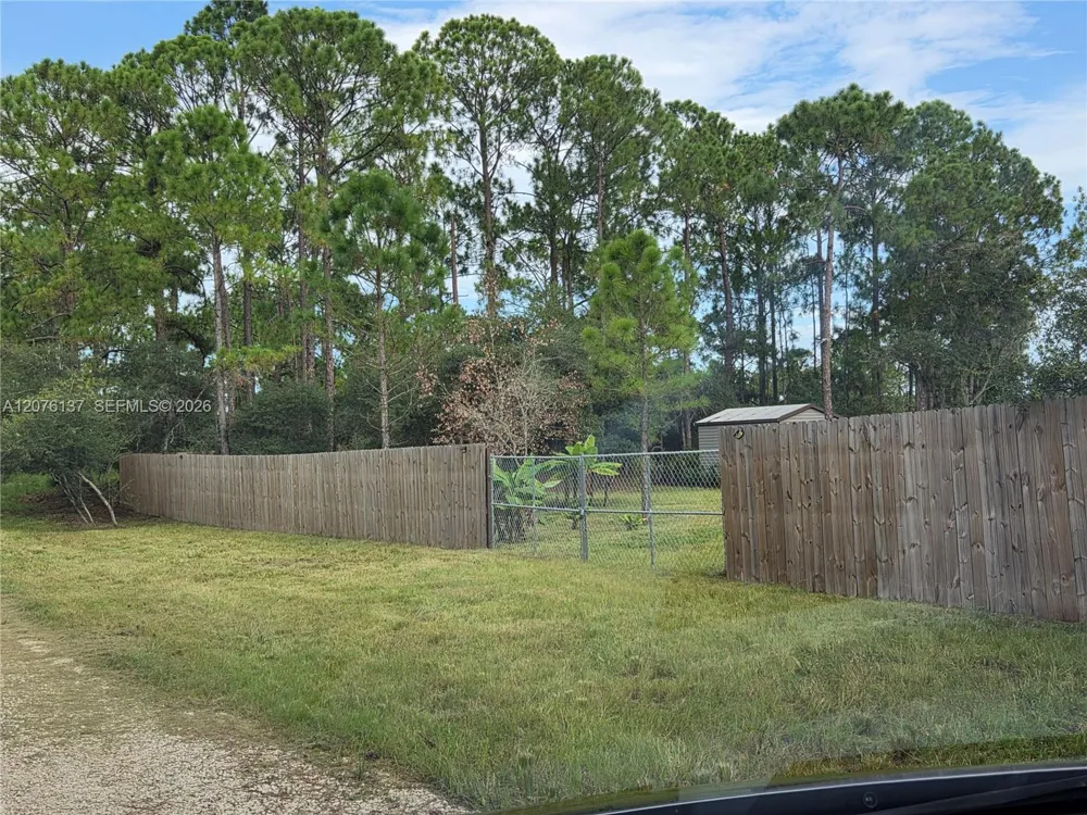 345 Rolling Hills Dr Lake Placid, FL 33852