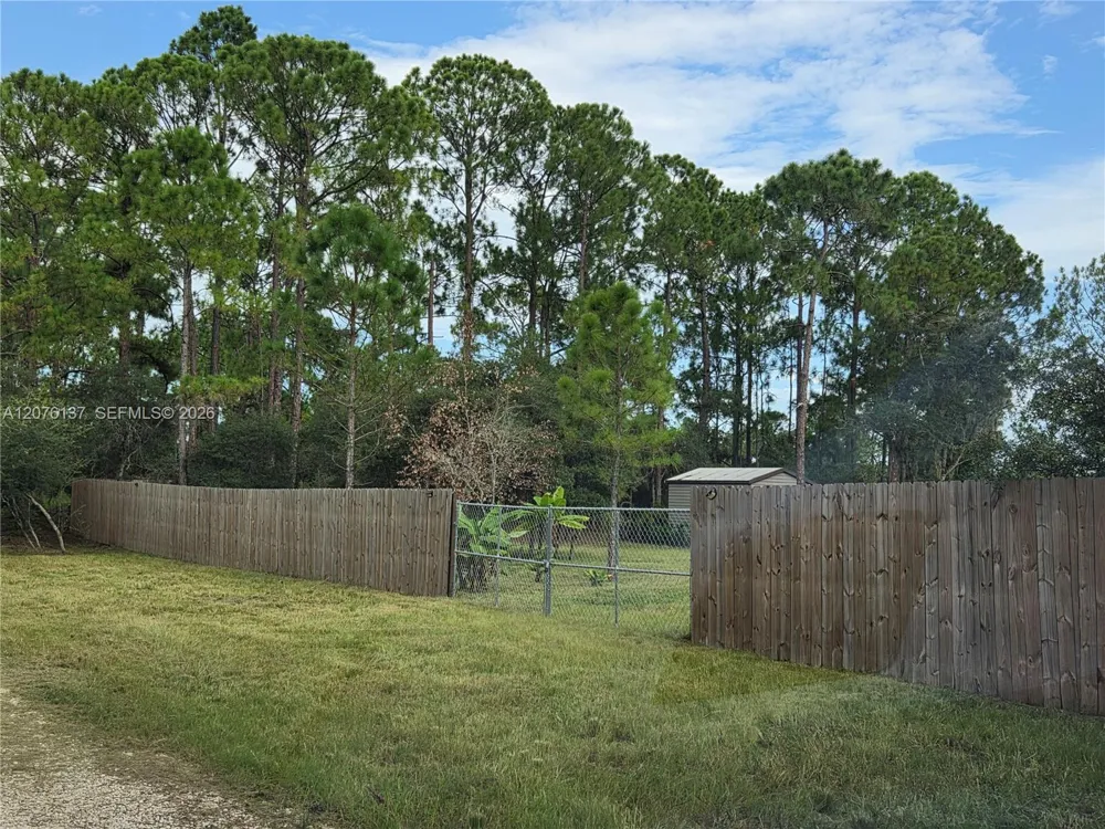 345 Rolling Hills Dr Lake Placid, FL 33852