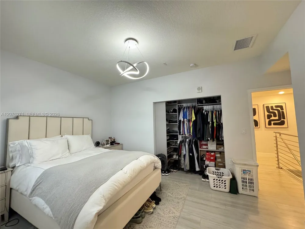 10413 NW 82nd St #3 Doral, FL 33178