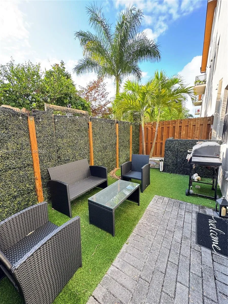 10413 NW 82nd St #3 Doral, FL 33178