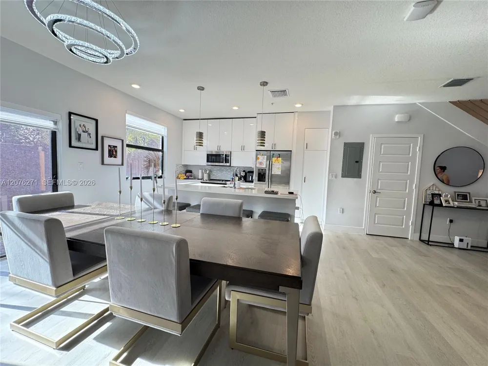 10413 NW 82nd St #3 Doral, FL 33178