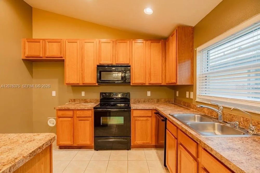 311 Delwood Breck St Other City - In The State Of Florida, FL 33570