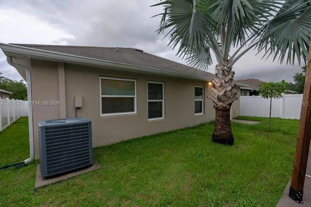 311 Delwood Breck St Other City - In The State Of Florida, FL 33570