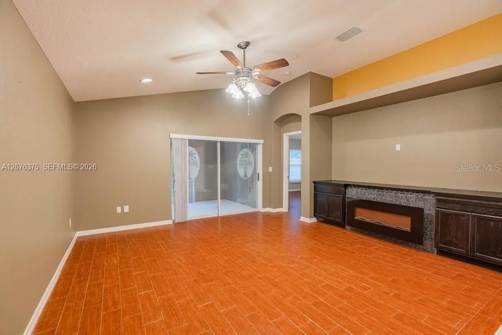 311 Delwood Breck St Other City - In The State Of Florida, FL 33570