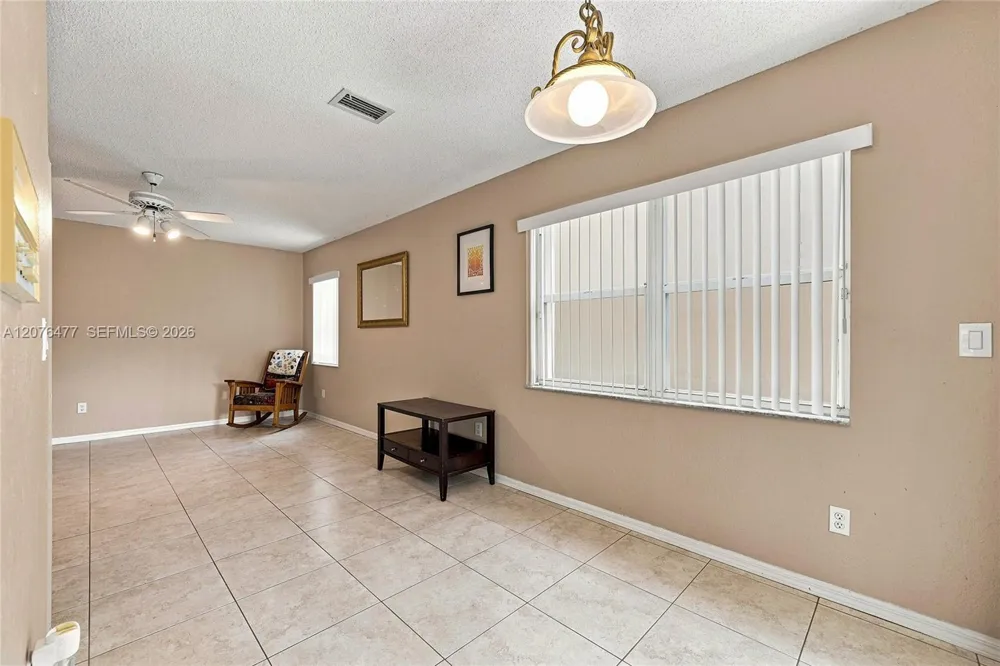 15822 SW 16th Ct Pembroke Pines, FL 33027