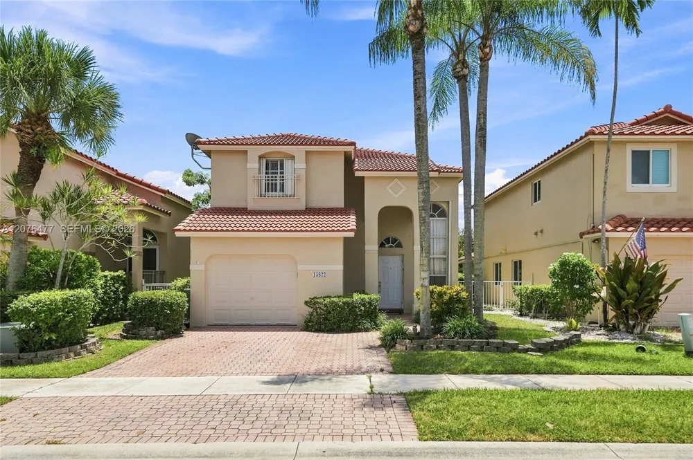 15822 SW 16th Ct Pembroke Pines, FL 33027