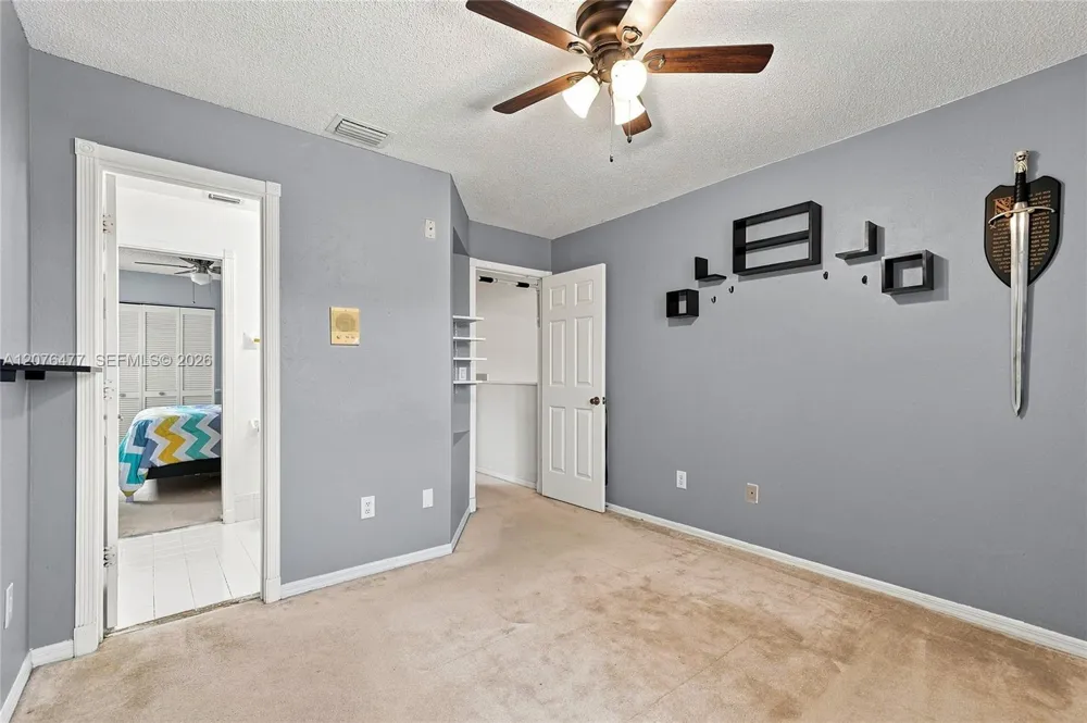 15822 SW 16th Ct Pembroke Pines, FL 33027