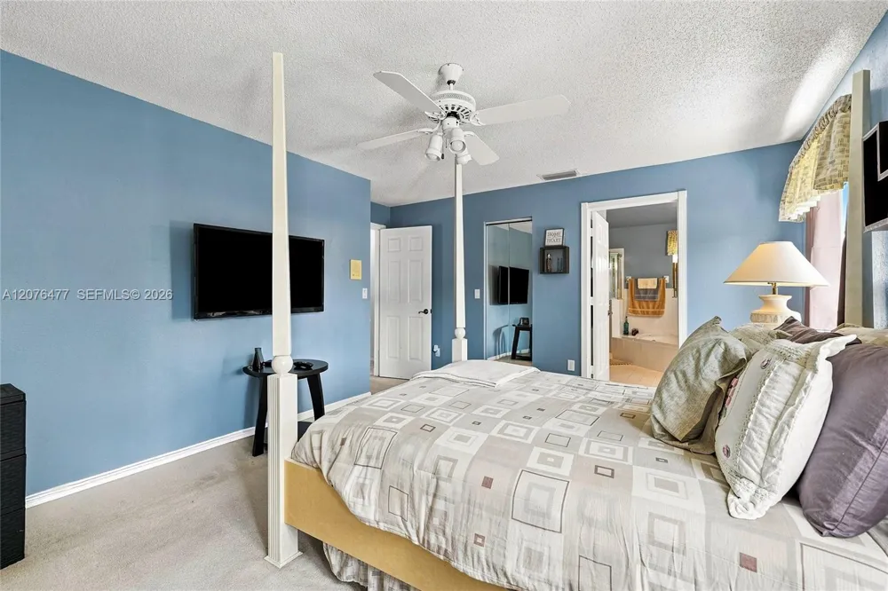 15822 SW 16th Ct Pembroke Pines, FL 33027