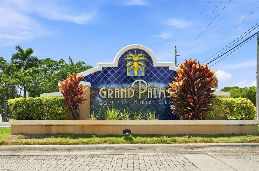 15822 SW 16th Ct Pembroke Pines, FL 33027
