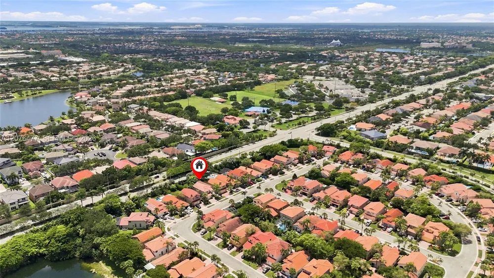 15822 SW 16th Ct Pembroke Pines, FL 33027