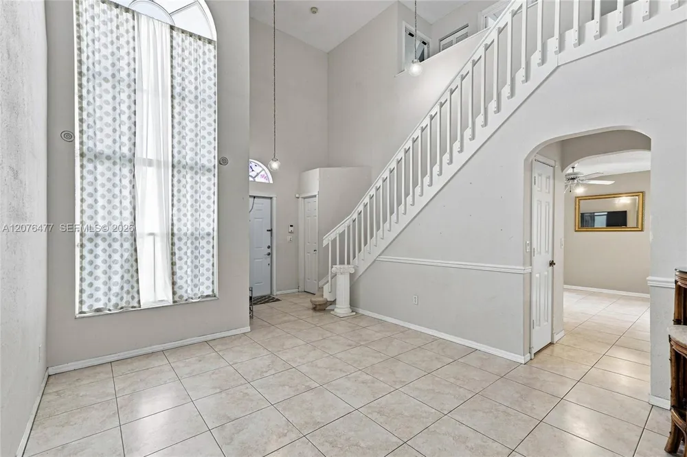 15822 SW 16th Ct Pembroke Pines, FL 33027