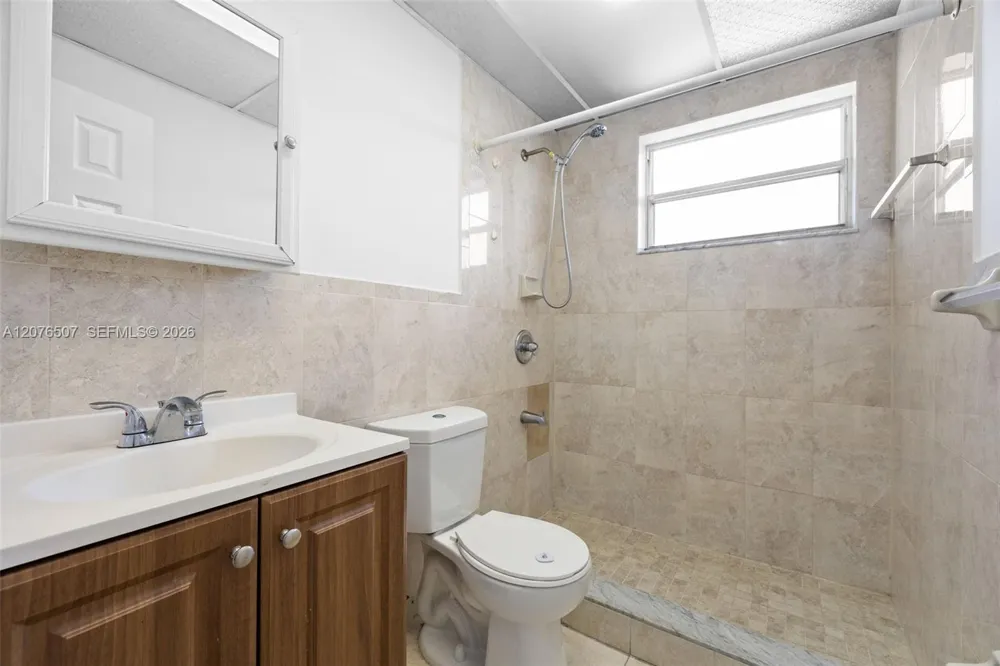 2799 E 4th Ave #10 Hialeah, FL 33013