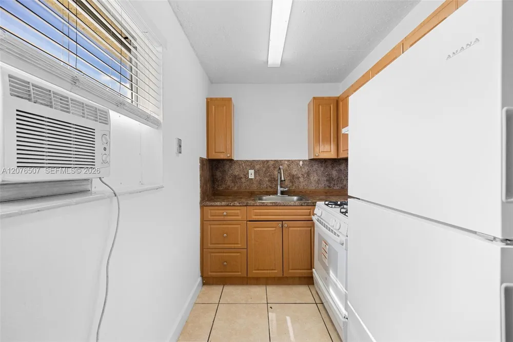 2799 E 4th Ave #10 Hialeah, FL 33013