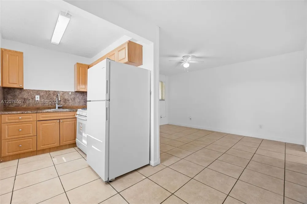 2799 E 4th Ave #10 Hialeah, FL 33013