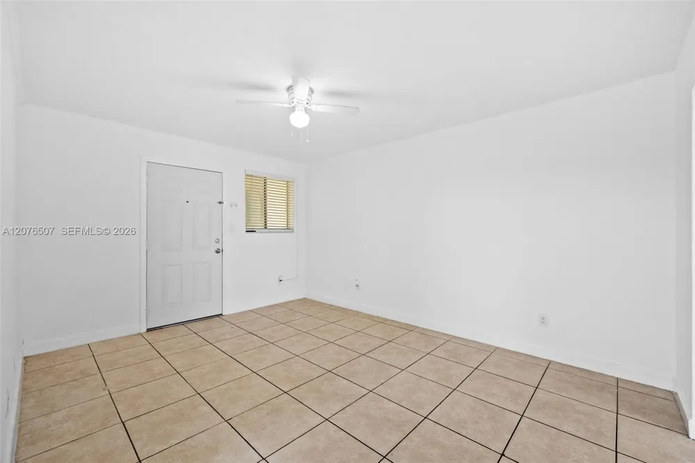 2799 E 4th Ave #10 Hialeah, FL 33013