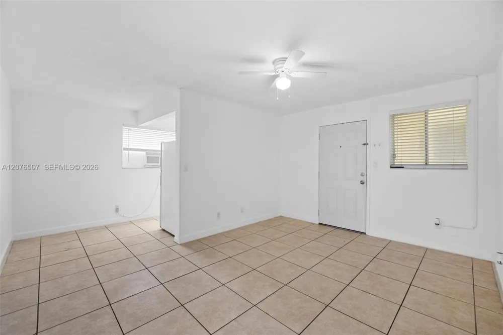 2799 E 4th Ave #10 Hialeah, FL 33013