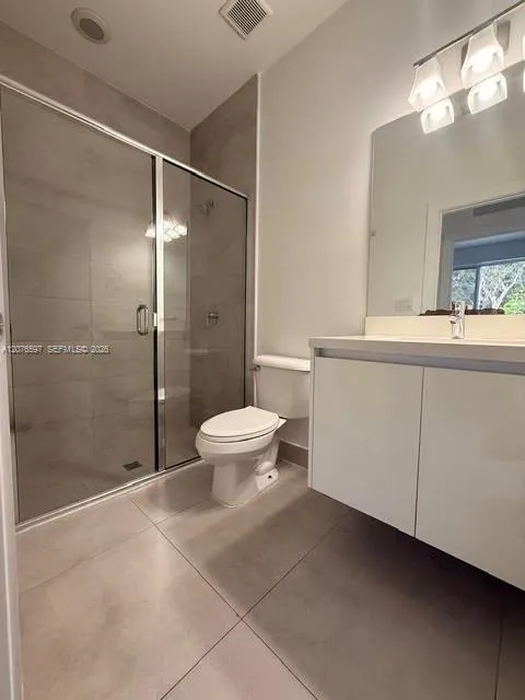 Address Not Shown Doral, FL 33178