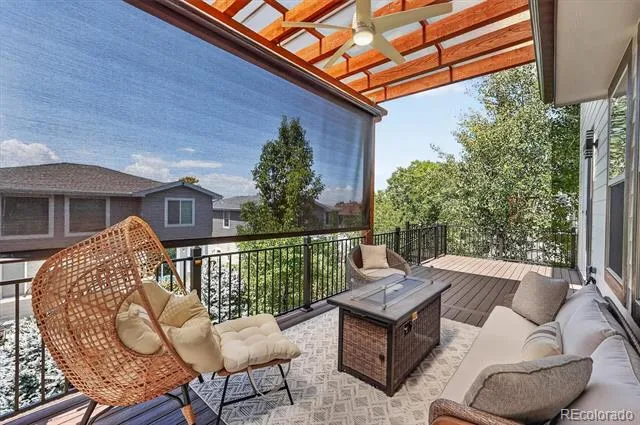 10524 Applebrook Circle Highlands Ranch, CO 80130