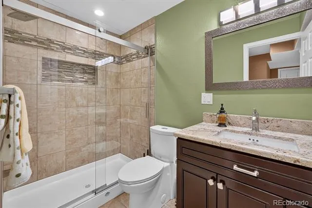 10524 Applebrook Circle Highlands Ranch, CO 80130