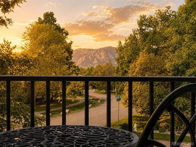 1332 Lark Court Boulder, CO 80303