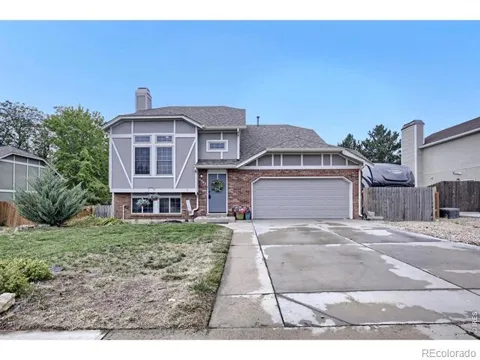 4962 W 7th Street W