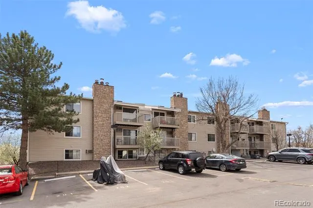 381 S Ames Street #F305 Lakewood, CO 80226