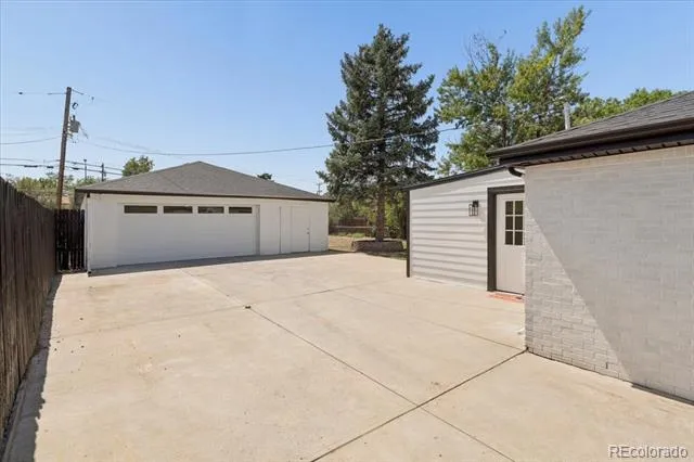 13584 E 7th Avenue Aurora, CO 80011