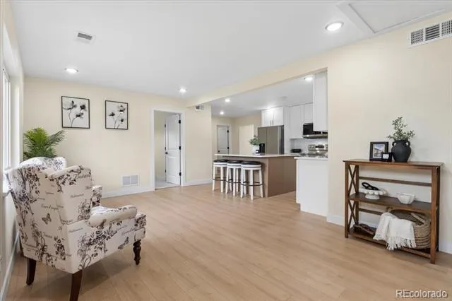 13584 E 7th Avenue Aurora, CO 80011
