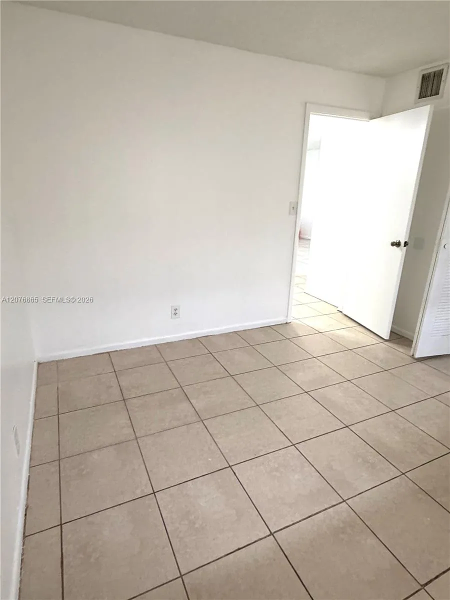 95 NE 41st St #O219 Oakland Park, FL 33334
