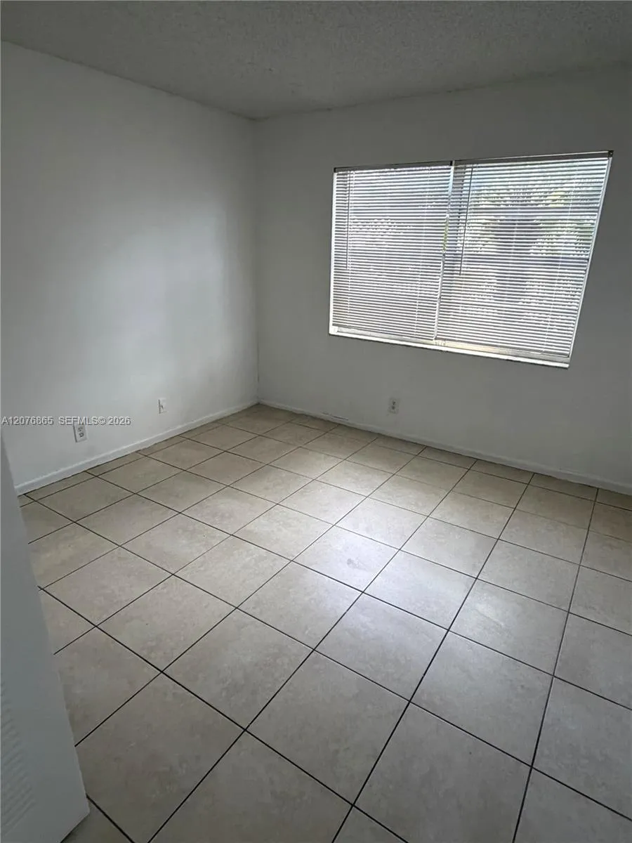 95 NE 41st St #O219 Oakland Park, FL 33334