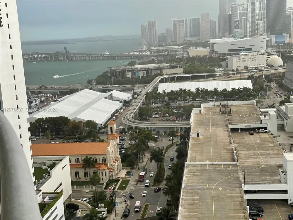 1750 Bayshore Dr #3403 Miami, FL 33132