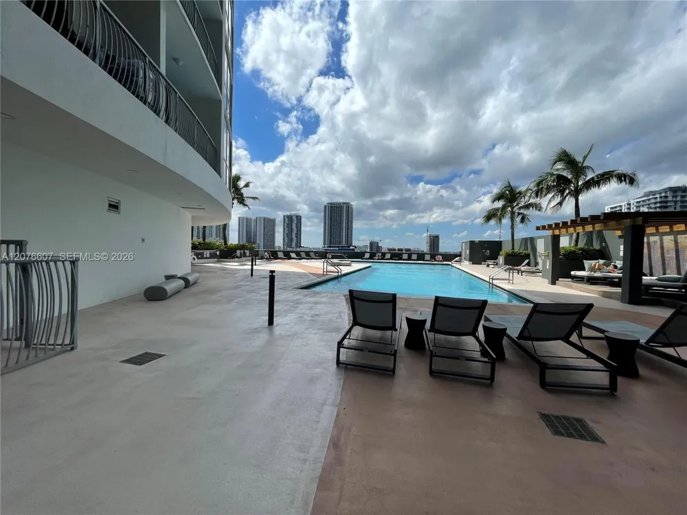 1750 Bayshore Dr #3403 Miami, FL 33132