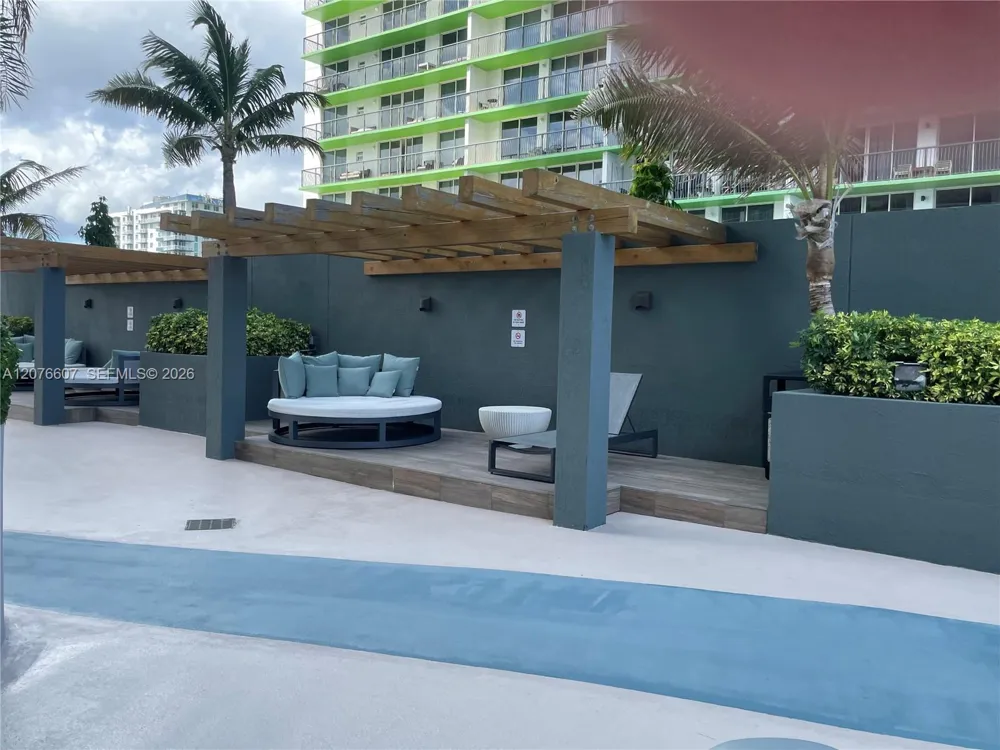 1750 Bayshore Dr #3403 Miami, FL 33132